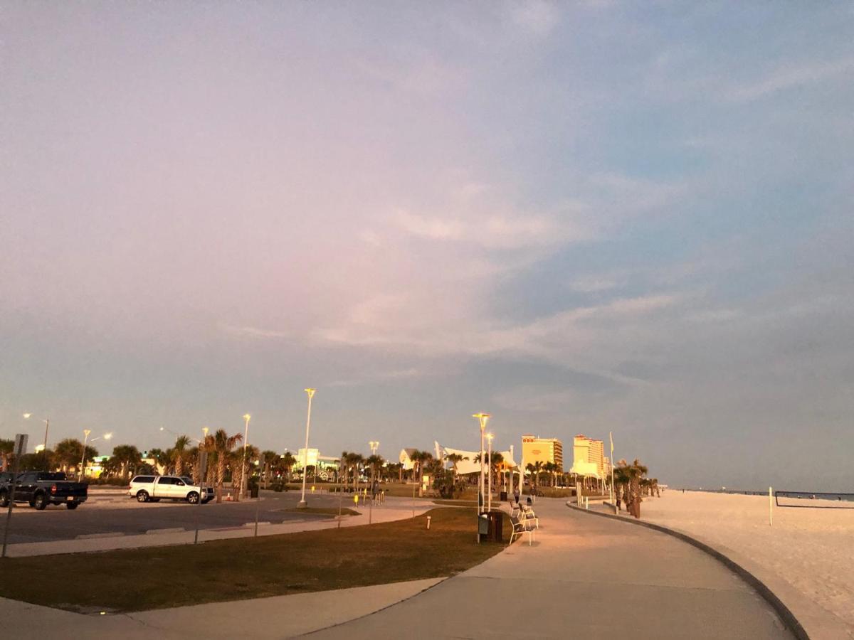 Coral Dreams-Luxe Cottage Steps From The Beach & Pool! Gulf Shores Eksteriør billede